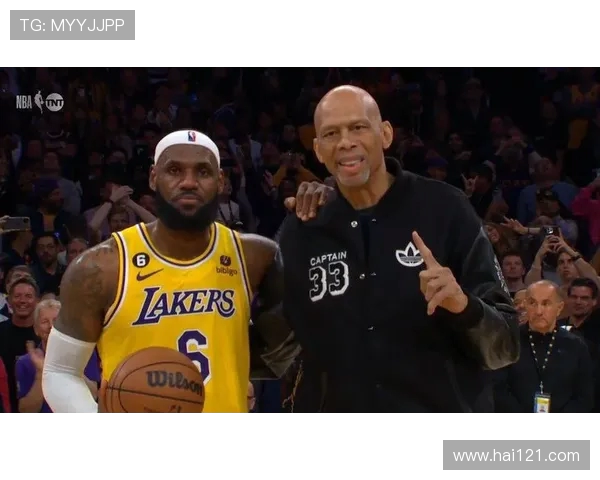 NBA官方认证詹姆斯圣诞大战507分登顶历史第一篮球传奇